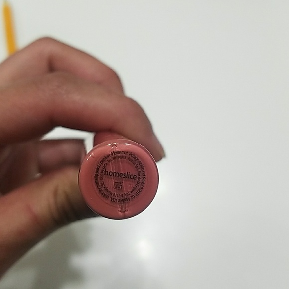 Makeup - Picture 2 of 2